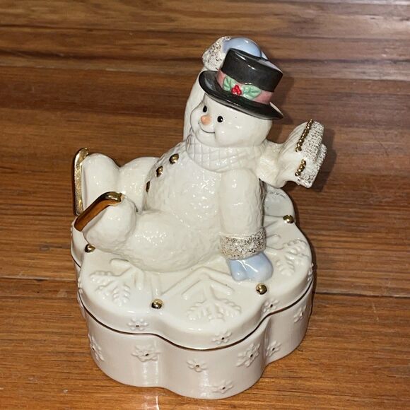 Lenox WINTER WONDERLAND Christmas Snowman Music Box Fine Porcelain Trinket Box - Picture 4 of 12
